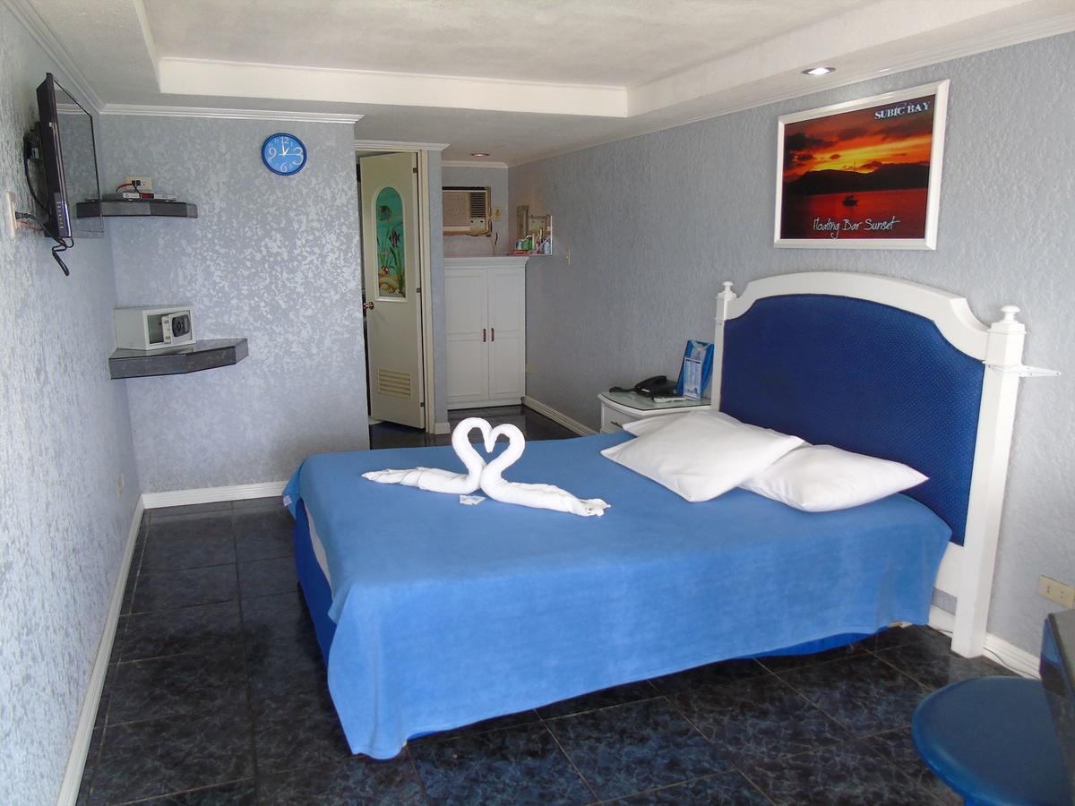 Blue Rock Resort Олонгапо Екстериор снимка