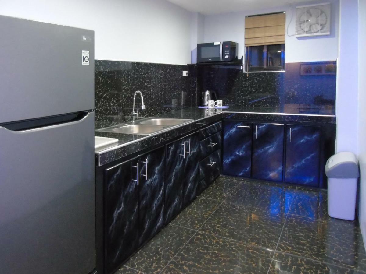 Blue Rock Resort Олонгапо Екстериор снимка